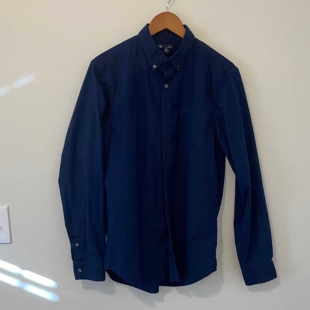 GAP Men's Navy Button Down Shirt